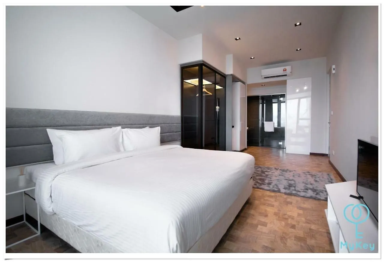 קואלה לומפור Expressionz Starlight Suites By Mykey Global